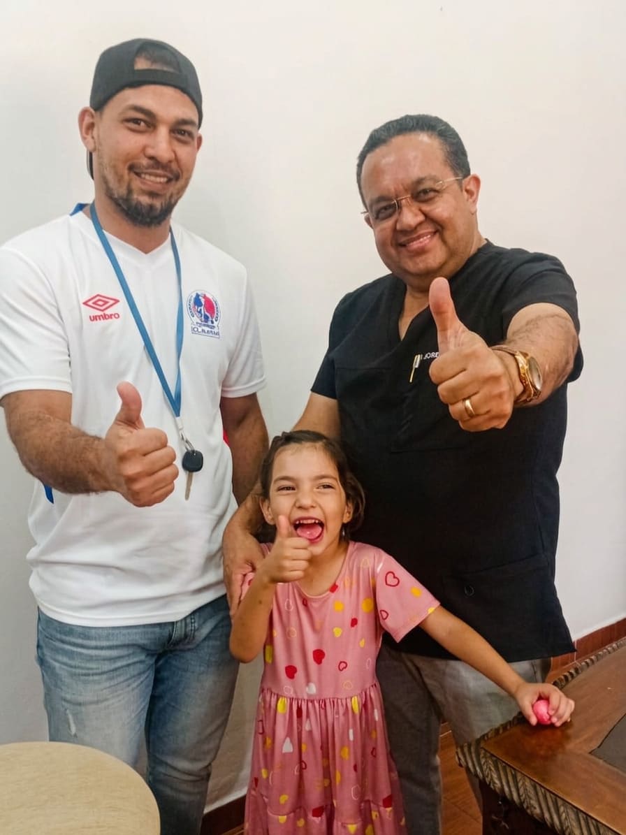 Atención infantil con alegría