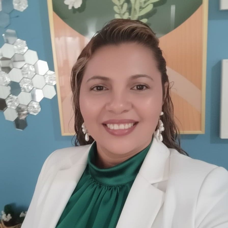 Lic. Bessy Amador